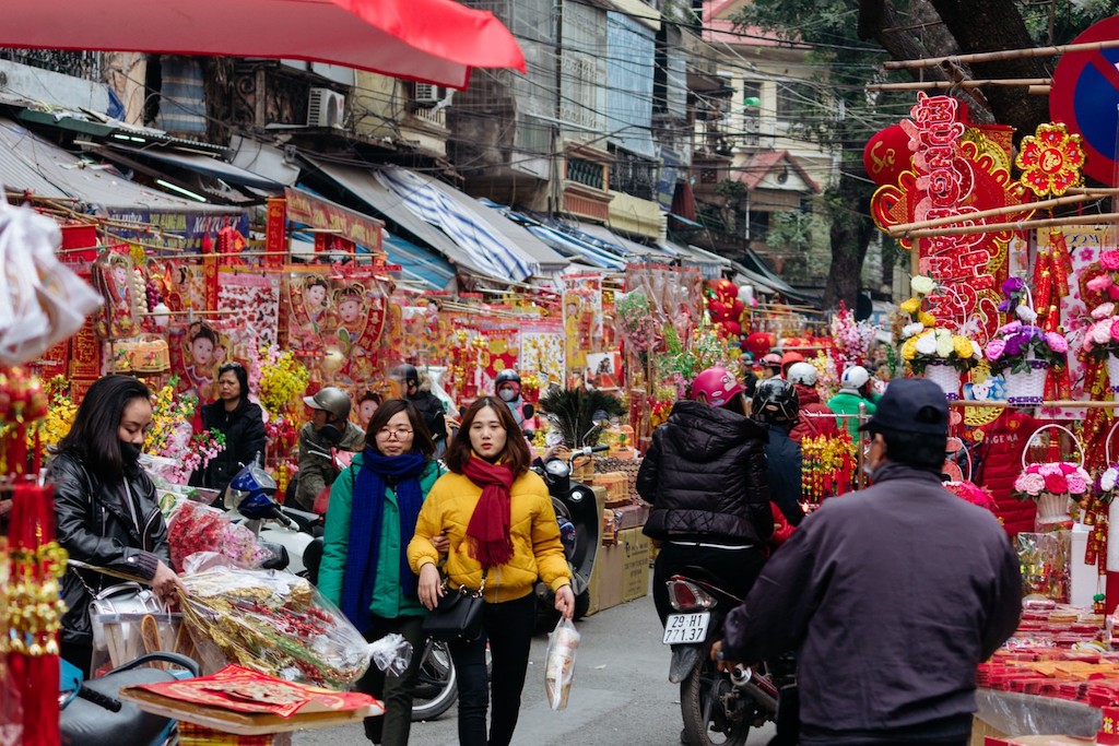 bán hàng gì ngày tết