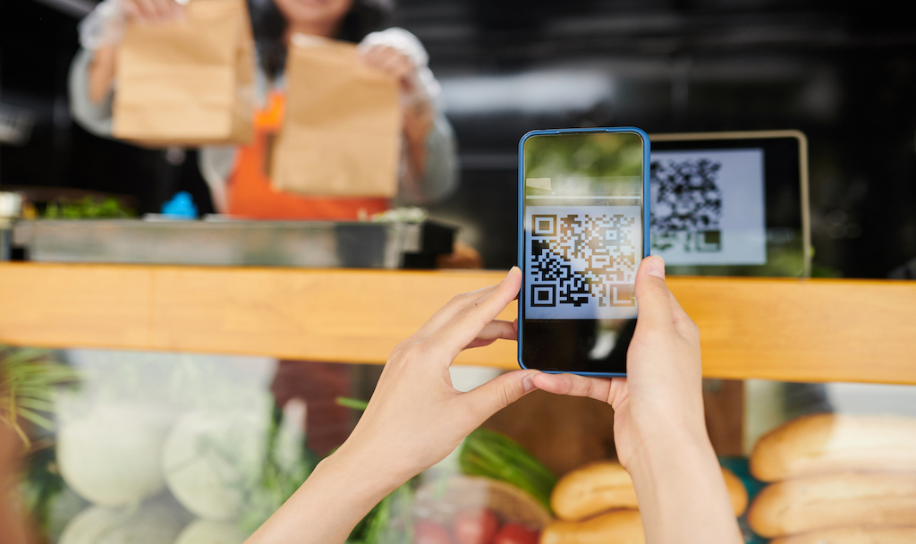 thanh to&aacute;n qr xuy&ecirc;n bi&ecirc;n giới